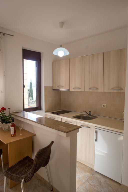 Apartments Lumiere Рафаиловичи Екстериор снимка